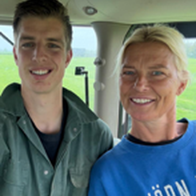 Pasfoto Esther en Pieter de Jong